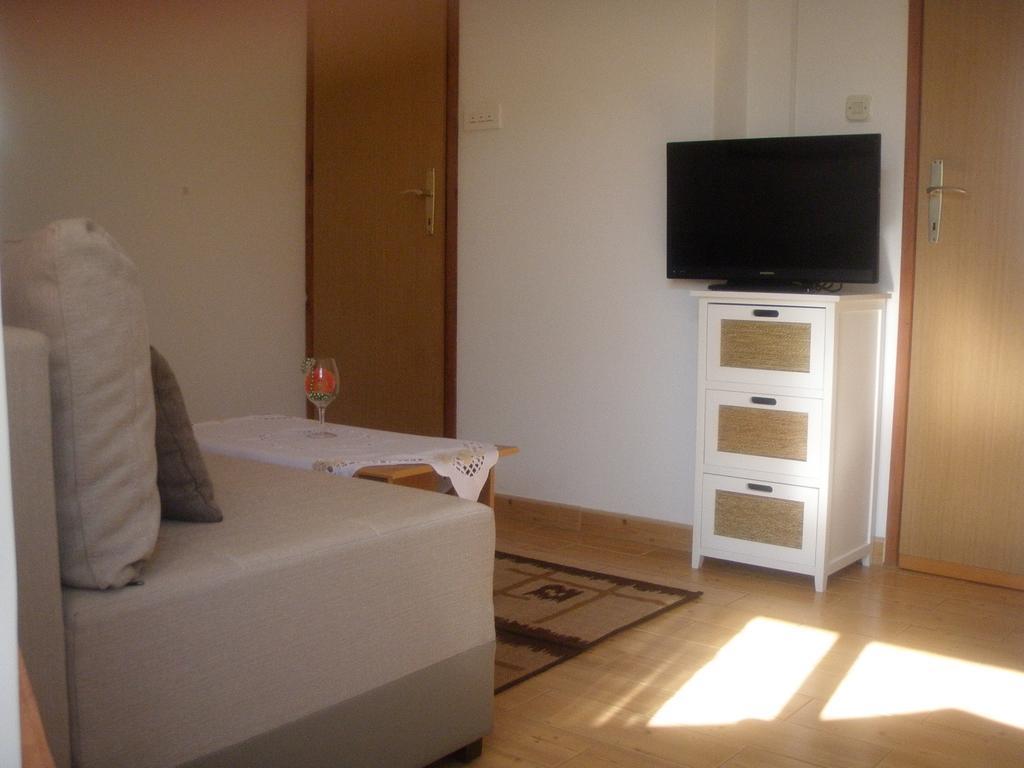 Apartments Barbara Porec Esterno foto