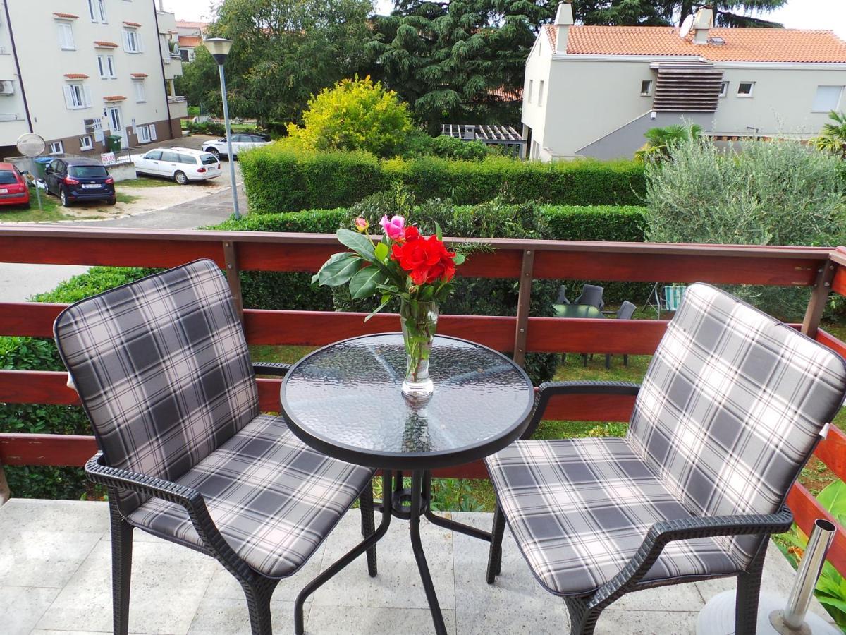 Apartments Barbara Porec Esterno foto