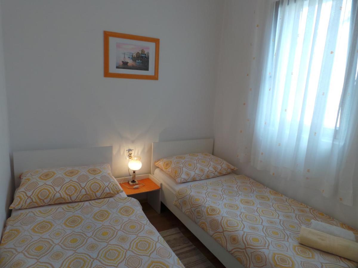 Apartments Barbara Porec Esterno foto